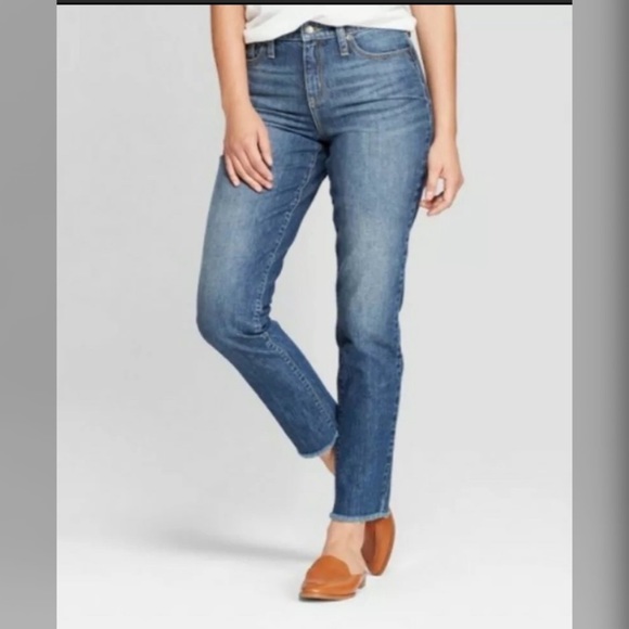 Universal thread high rise jeans - size 6 - Picture 2 of 12